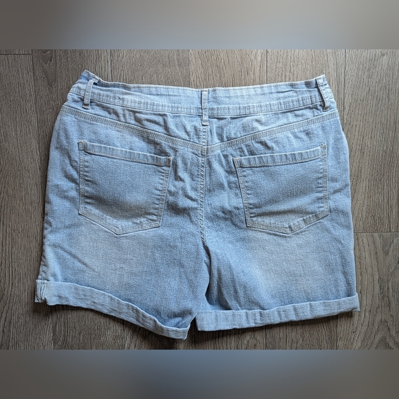 Jean Shorts mySTYLE - Picture 4 of 5